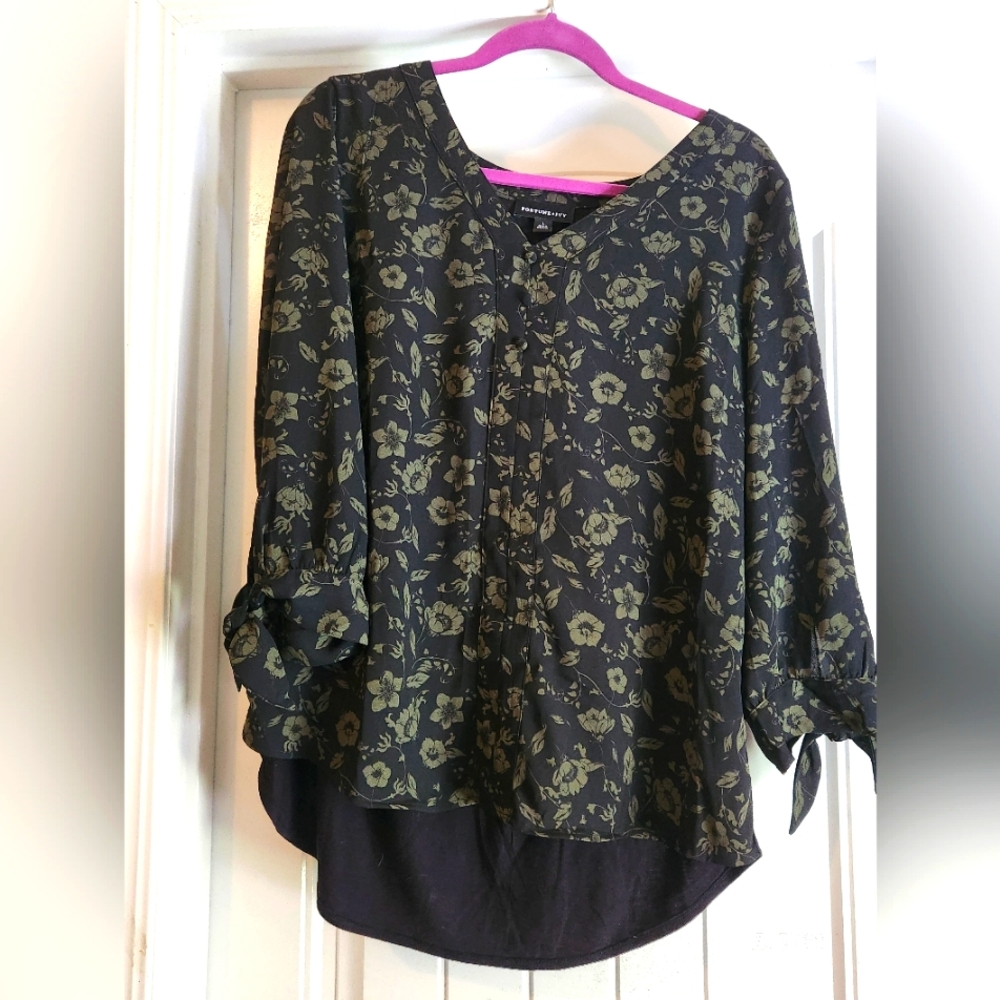 Fortune and Ivy 3/4 Sleeve Top